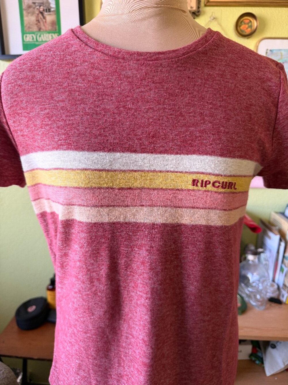 Rip Curl Women’s Heathered Red Striped Tee Small Embroidered Logo Surf